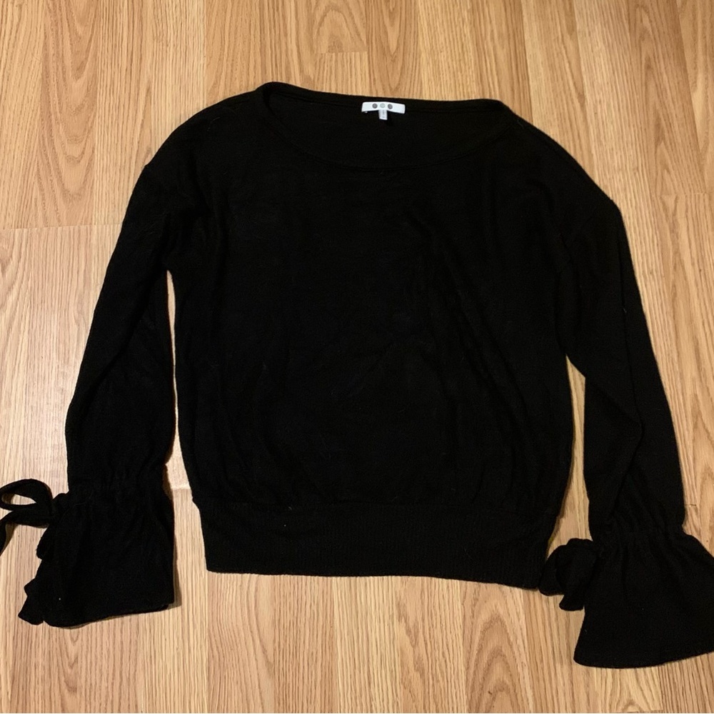 Three Dot Black Light Sweater - Frilled Cuff w/ Ribbon Tie Design - Size Medium